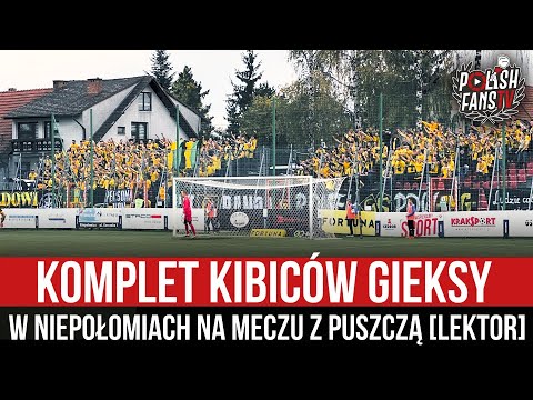 Komplet kibiców GieKSy w Niepołomicach na meczu z Puszczą [LEKTOR] (15.10.2022 r.)