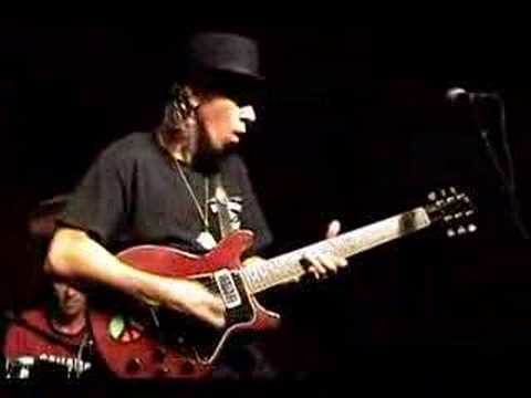 Luiz Sergio Carlini e Gasperinis - Jumping Jack Flash