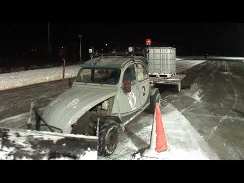 IJsclub Ammerstol baan dweilen 15 januari 2013