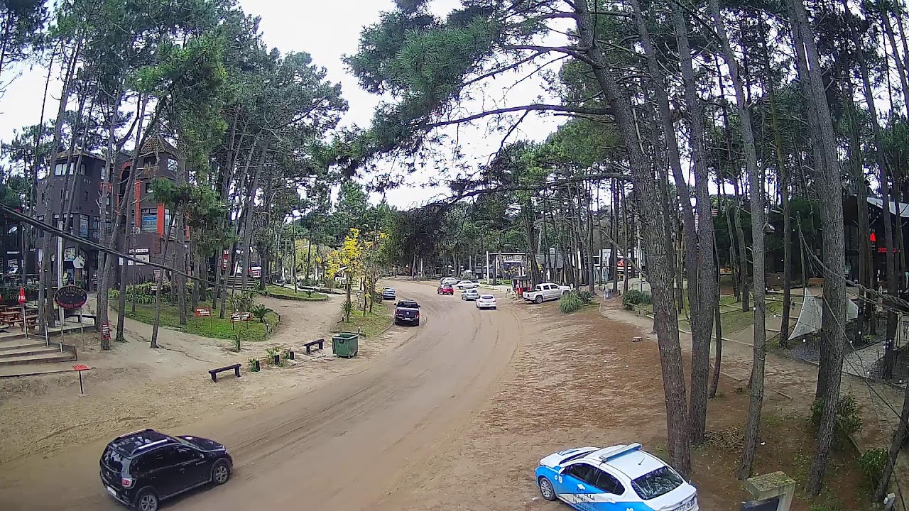 Live webcam view of Mar de las Pampas, Calle Arbolada