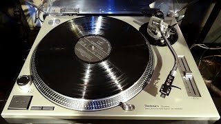 Video thumbnail for Technics SL-1200MK2 review by vintage stereo