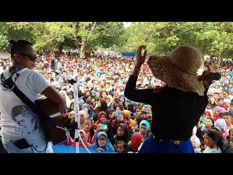 RAYOLA ft IPANK - Rantau Den Pajauah [Live]