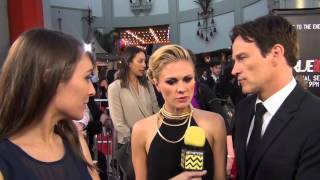 tapis rouge (interview Stephen et anna)