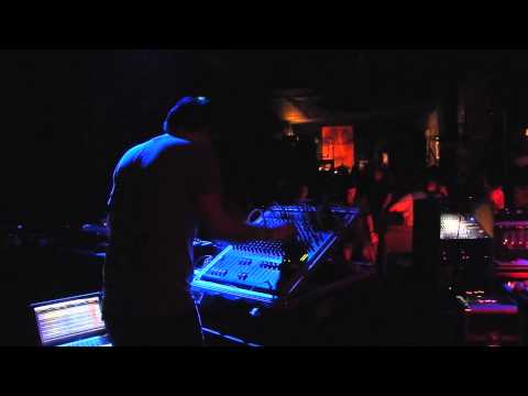 DU3normal feat. Babystep - Business (live in Częstochowa)