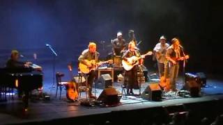 magna carta farewell at carré 1