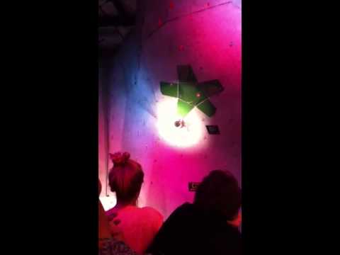 Sachi Amma gets upside down in USA Climbing World Cup