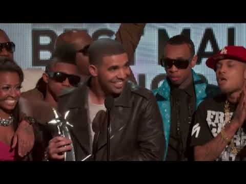 THROWBACK FORREAL Drake Wins Best Male Hip Hop Artist & Thanks His Mentor Lil Wayne | BET Awards '22