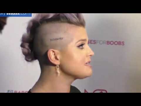 Kelly Osbourne displays 'Solidarity' tattoo at Babes For Boobs