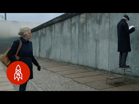 ウォールが実際に聞いていたら？ (What If Walls Actually Listened?)