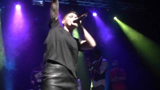 NINA SKY - "OYE MI CANTO" + "PLAY THAT SONG (REMIX)" (LIVE @ PALACE, MARSEILLE - 22/05/10)