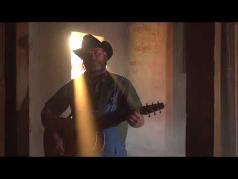 Michal Tučný revival a Poslední kovbojové - Starýho psa novejm kouskům nenaučíš (official video)