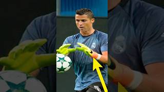 Download lagu 4 Forwards Playing Goalkeeper😅#football mp3