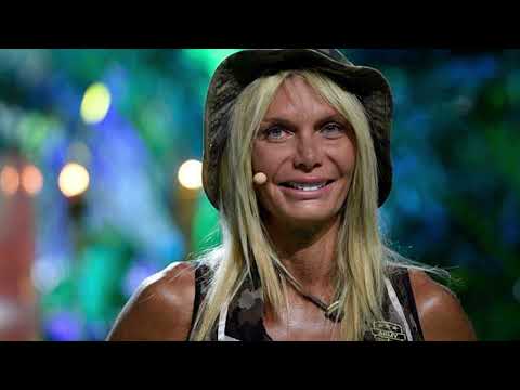 Yola Berrocal SORPRENDE con su nuevo trabajo al más puro estilo 'Paquita Salas'