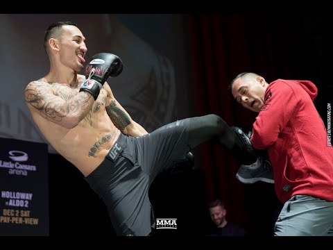 UFC 218: Max Holloway Workout Highlights - MMA Fighting