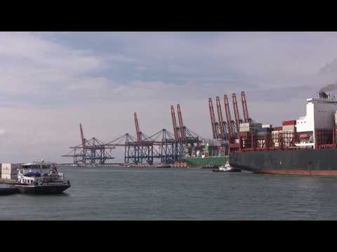 Port of Rotterdam: Very Large Containership Charleston