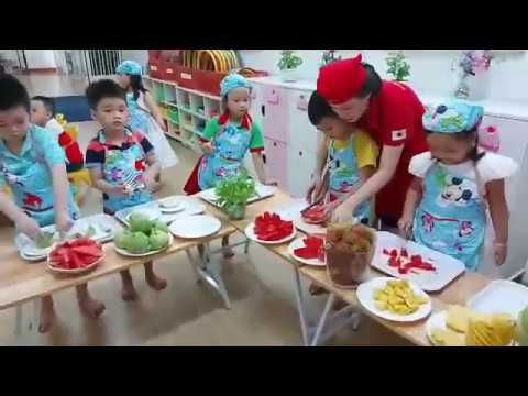 be-tro-tai-lam-nuoc-ep-trai-cay-cs-vuon-lai