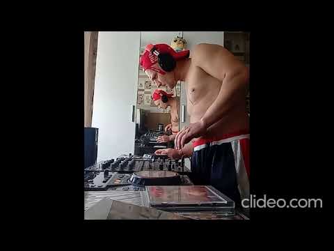 DJ Doggeee a.k.a. DJ Vorobrew - Doggeee Party (Side A)