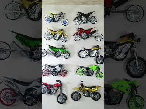 Kamu suka modifikasi motor? Cek koleksi miniatur drag yang keren ini! 🏍️✨