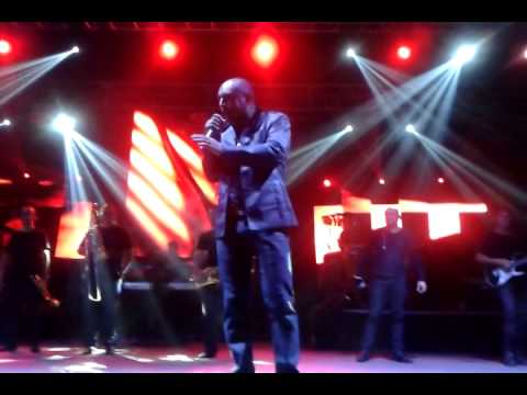 Cristal Quebrado - Banda Magníficos