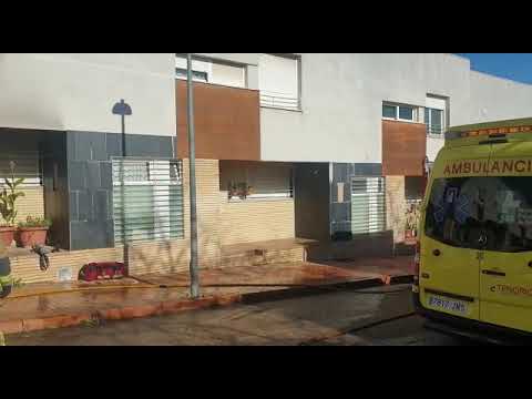 INCENDIO DE VIVIENDA EN EL CERRO DE REYES (BADAJOZ)