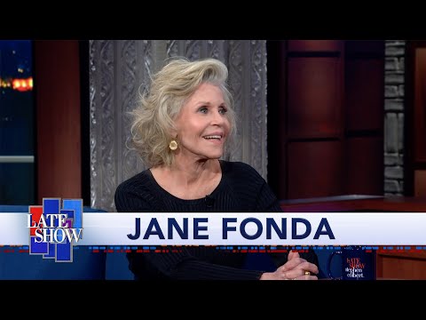 ジェーン・フォンダ、平和的な気候変動デモで逮捕されることについてアドバイス (Jane Fonda Gives Advice About Getting Arrested At Peaceful Climate Change Protests)