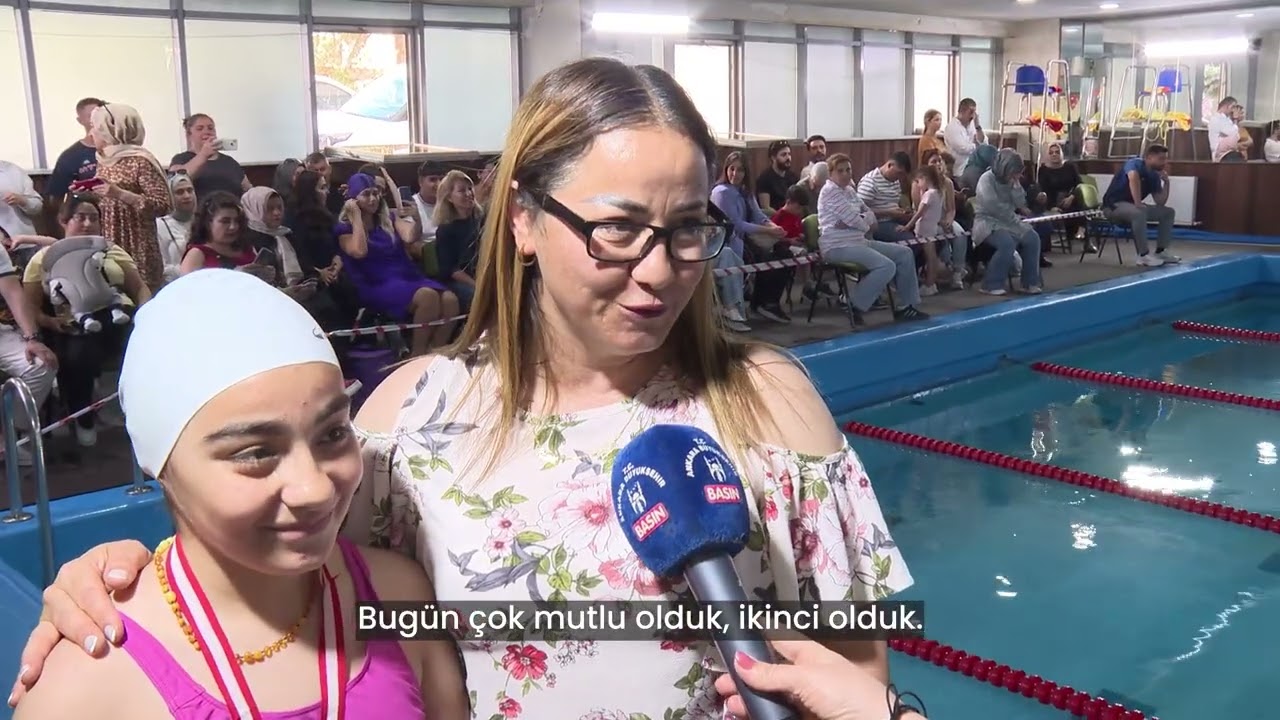 Yüzme eğitimlerini başarıyla tamamlayan çocuklarımız, final yarışında performanslarını sergiledi.