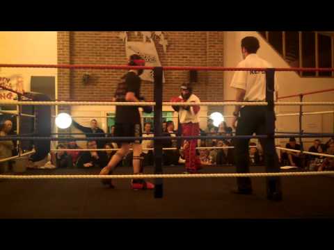 Jordan Sellamuthu (HDKC) v Ryan Barker (CMA) round 3.MP4