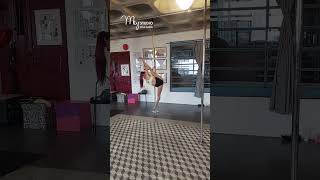 Pole Dance Aula - Mey Pole Dance Studio