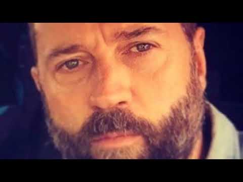 Fabio Volo si commuove in radio leggendo la lettera di un padre a un figlio