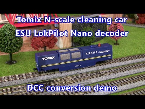 Tomix cleaning car with DCC decoder demo