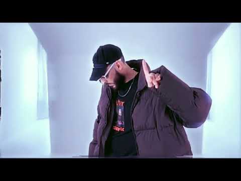 Robbie Russell - BREAKING NECKS ft. Hrtbrkfever (Official Visualizer)