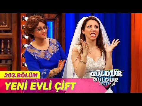 Güldür Güldür Show 203.Bölüm - Yeni Evli Çift