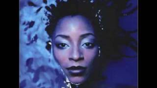 Julie Dexter - The race