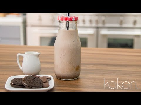 Receita de Milk-Shake de Bolacha Cookie com Calda de Chocolate