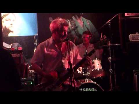 2 Sick Monkeys ~ 'There's Something Wrong With You' ~ Live @ Riffs Bar Swindon ~ 13/09/13