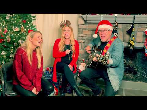 Elizabeth Lyons - "Feelin Like Christmas" (Live Acoustic Video)