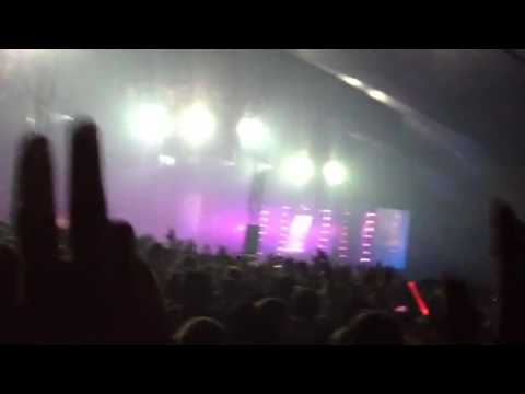 Steve Angello - Save the World/Smack my bitch up