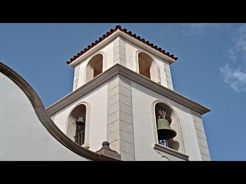 Campanadas de las 12 - Iglesia de Nuestra Señora del Carmen (El Sobradillo) - 20/2/2023.