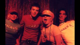 Mensen Kicked in, kicked out