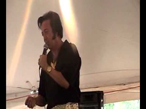 Mike Radcliffe sings 'I'll Remember You' at Elvis Week 2005 (video)