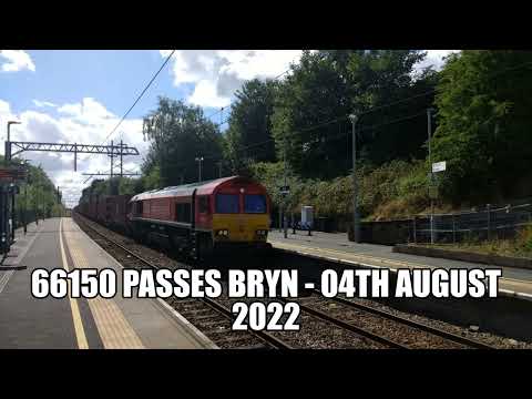 66150 passes Bryn - 04th August 2022.