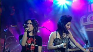 [HD] The Veronicas - When It All Falls Apart (Rove 2006)
