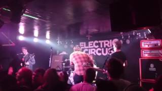 Black Peaks - Saviour  (Live at Edinburgh 10/9/16)