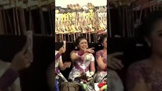 Download lagu momen tak terduga siden kemekelen/kepoyoh lihat aksi jo klitik jo klutuk#shorts mp3