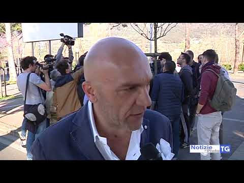 2019-06-14 PRATO - APOLOGIA FASCISMO, EX LEADER FN NON RISPONDE A PM