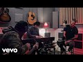 Brett Young - Weekends Look a Little Different These Days (Acoustic)