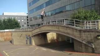 faze tari riscant pe o roata