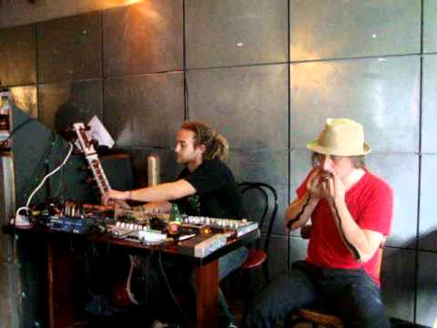 Harp Mechanic et Nauresaid - live