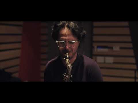 Sour Apples - Tony Glausi, Lucas Pino, Julius Rodriguez, Dan Chmielinski, Bryan Carter