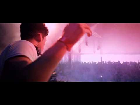 Akyra ft. Mc Chucky - The Ladies EP (official clip)